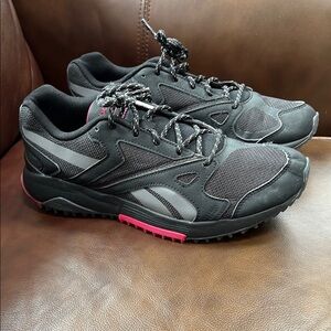Reebok Women Shoes Trail Running Lavante Terrain Trainers FuelFoam Size 9